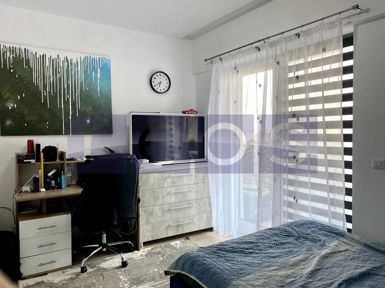 Apartament cu 3 camere semidecomandat, mobilat în Sebastian
