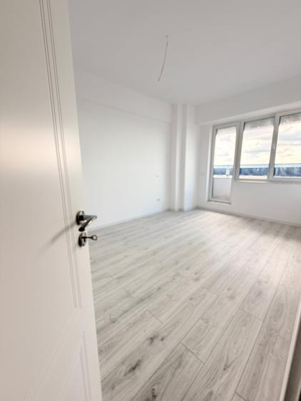 Penthouse cu 4 camere decomandat în Galata