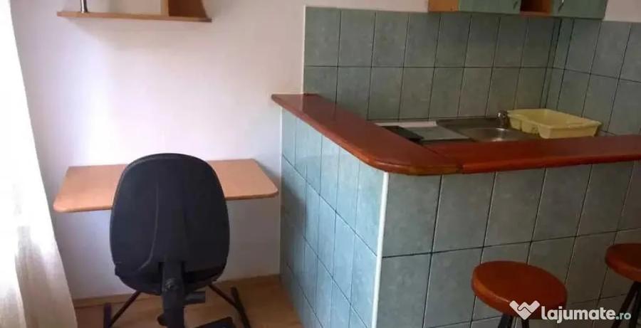 Garsonieră în Nicolina