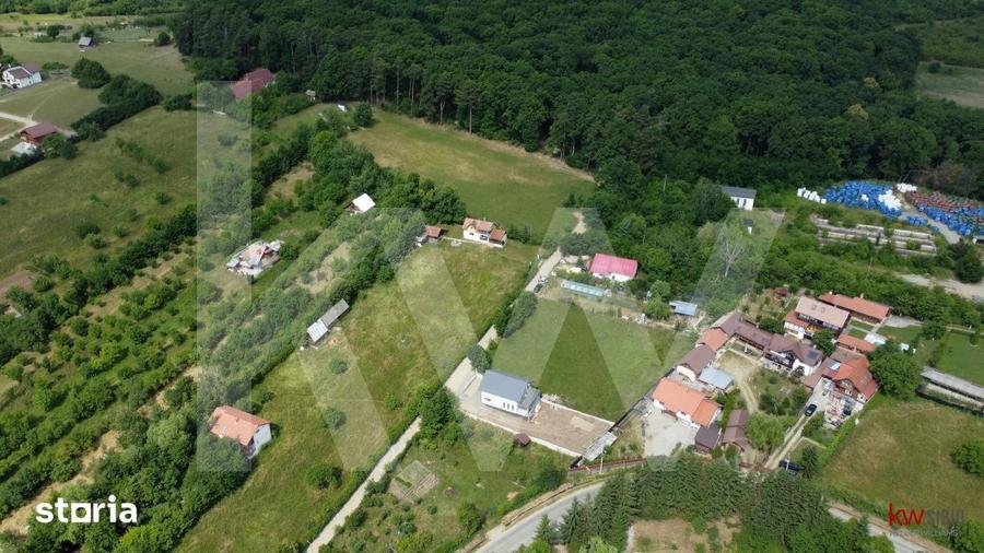 Teren de 1000 mp, în Sadu
