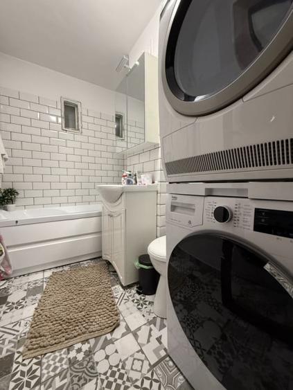 Apartament cu 3 camere decomandat, mobilat în Steaua