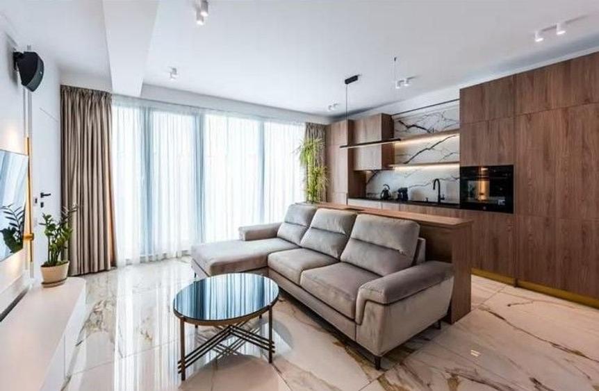 Apartament cu 3 camere, mobilat în Dristor