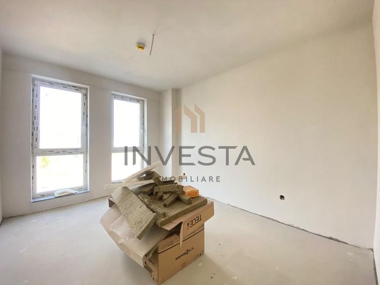 Apartament cu 3 camere semidecomandat în Someșeni