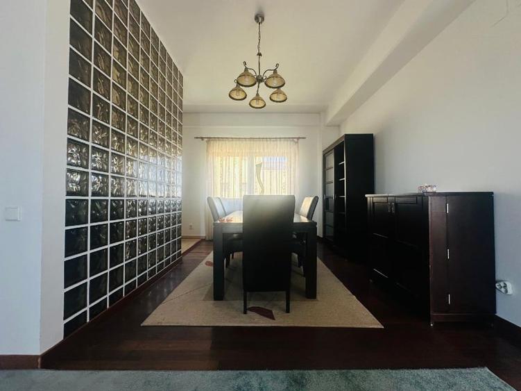 Apartament cu 4 camere decomandat în Iosefin