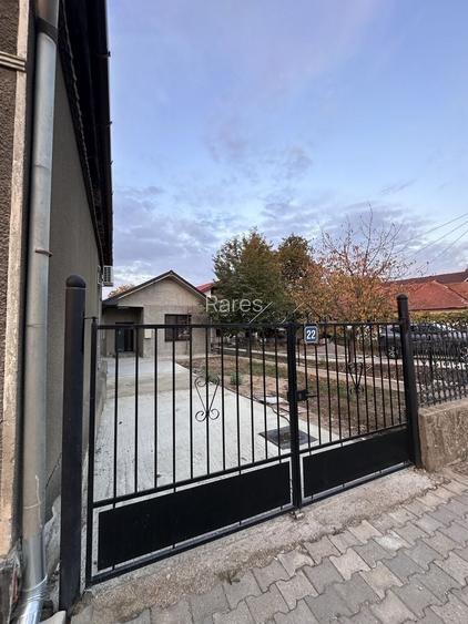 Casă cu 3 camere în Central