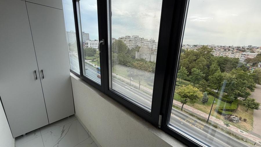 Apartament cu 2 camere decomandat, mobilat în Casa de Cultură