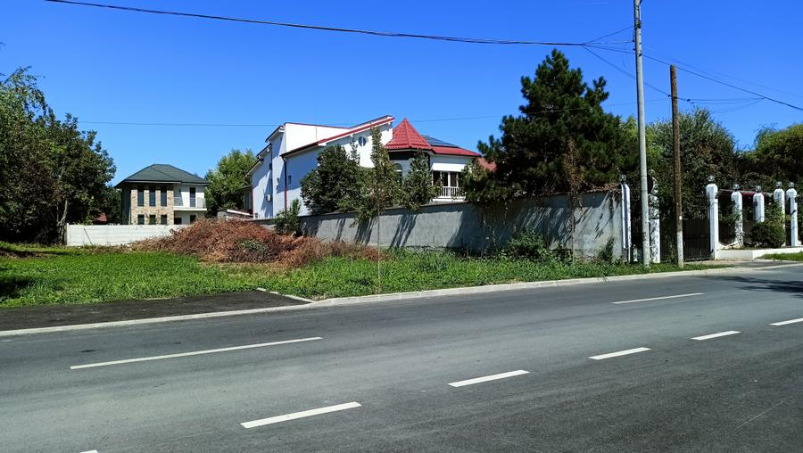 Teren Construcții intravilan de 1019 mp, în Tunari