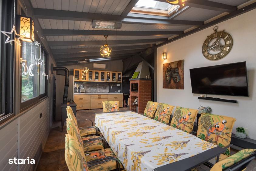 Casă cu 5 camere cu Teren 450 Mp în Central
