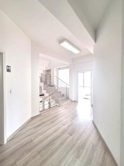 Spațiu comercial, de 255 mp, în Banat