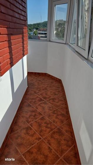 Apartament cu 3 camere decomandat în Moara de foc