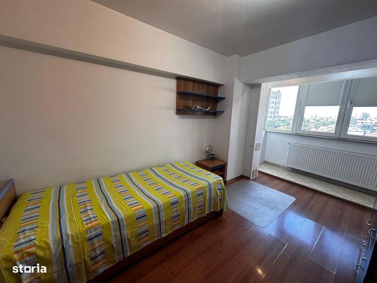 Apartament cu 3 camere semidecomandat, mobilat în Bucureștii Noi