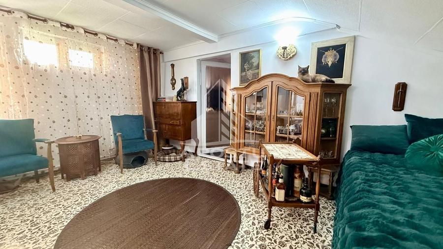 Duplex cu 7 camere cu Canalizare în Lipovei