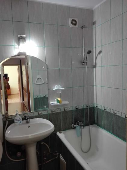 Garsonieră decomandată în Berceni