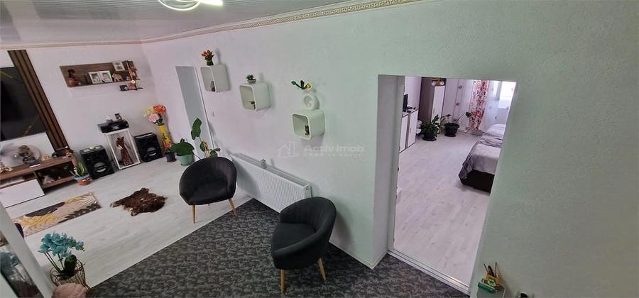 Casă cu Teren 216 Mp în Muncitoresc