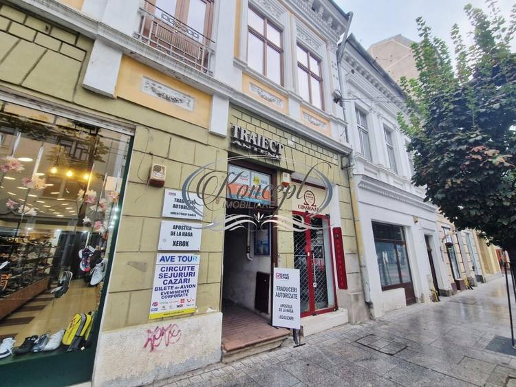 Birou, de 27 mp, în Central