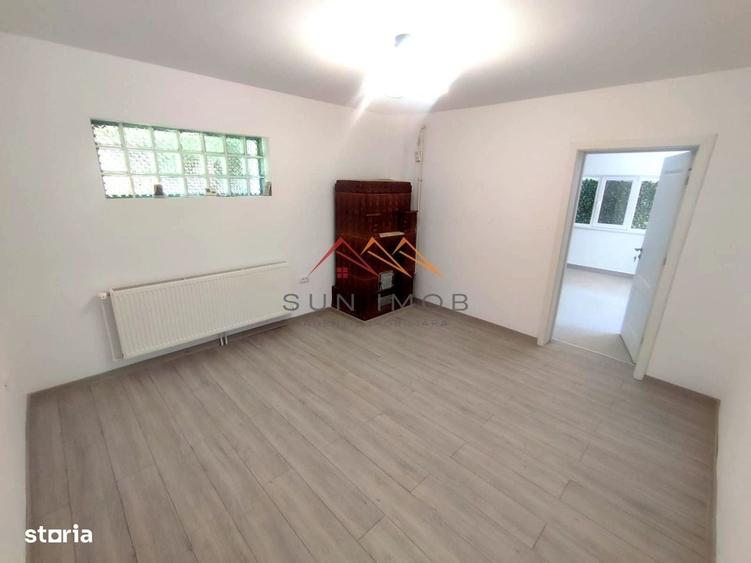 Casă cu 3 camere în Central