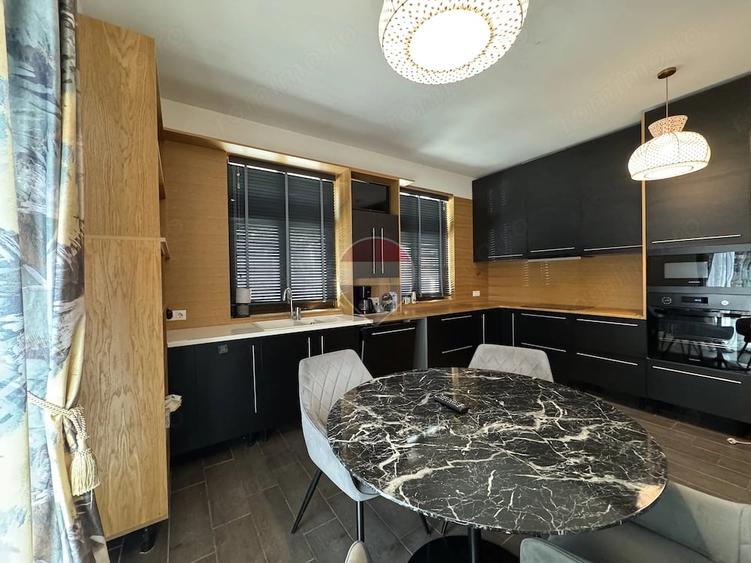 Casă cu 3 camere cu Teren 180 Mp în Central
