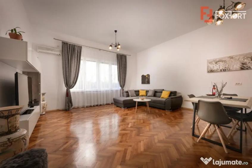 Apartament cu 4 camere, mobilat în Central