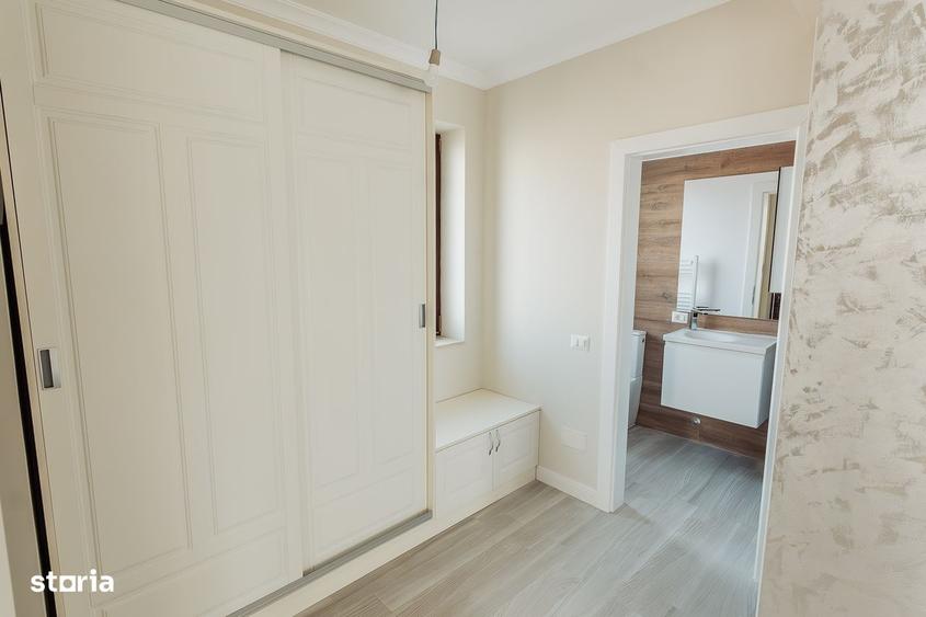 Casă cu 4 camere în Central
