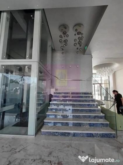Apartament cu 3 camere nedecomandat în Nord