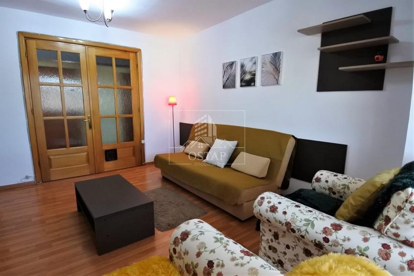 Garsonieră decomandată, mobilată în Bistrița Lac