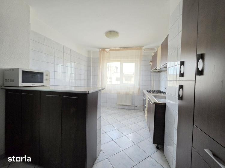 Apartament cu 3 camere în Pantelimon
