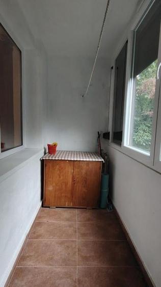 Apartament cu 4 camere în Drumul Taberei