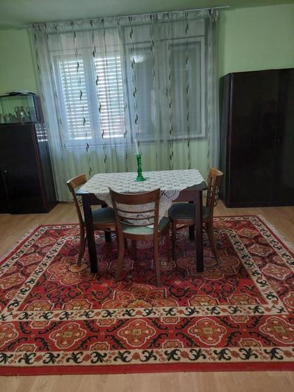 Casă cu 4 camere în Turnu