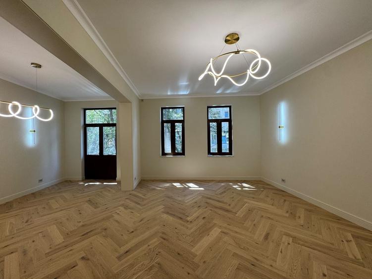 4 camere ||  Mihai Eminescu -Piata Romana || vila interbelica - 1