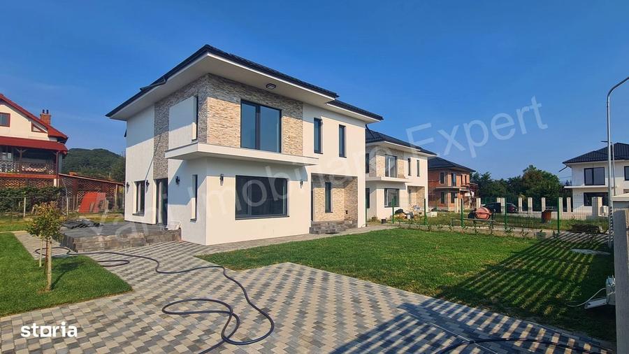 Casă cu 4 camere cu Teren 460 Mp în Curtea de Argeș