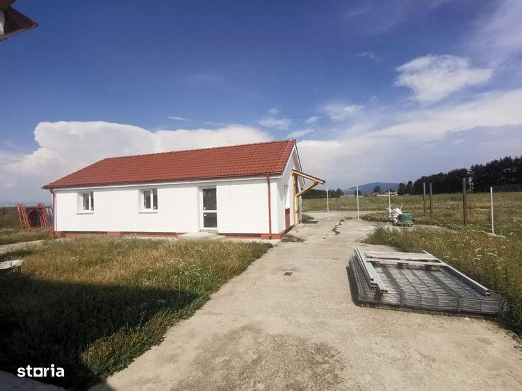 Casă cu 3 camere cu Teren 470 Mp în Prejmer