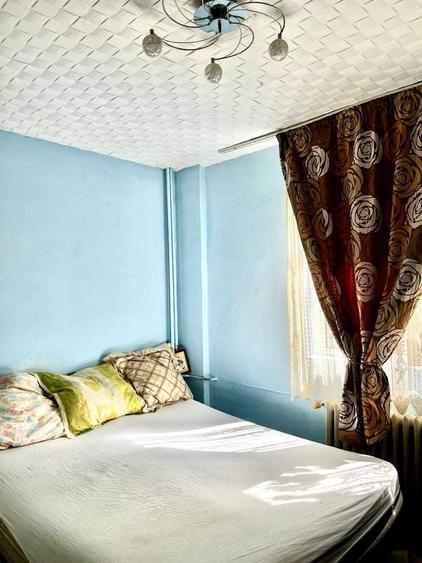 Apartament cu 4 camere semidecomandat în Micălaca