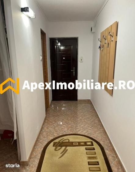 Apartament cu 2 camere decomandat în Văcăresti