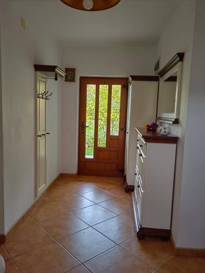 Casă individuală cu 4 camere cu Canalizare în Sânandrei