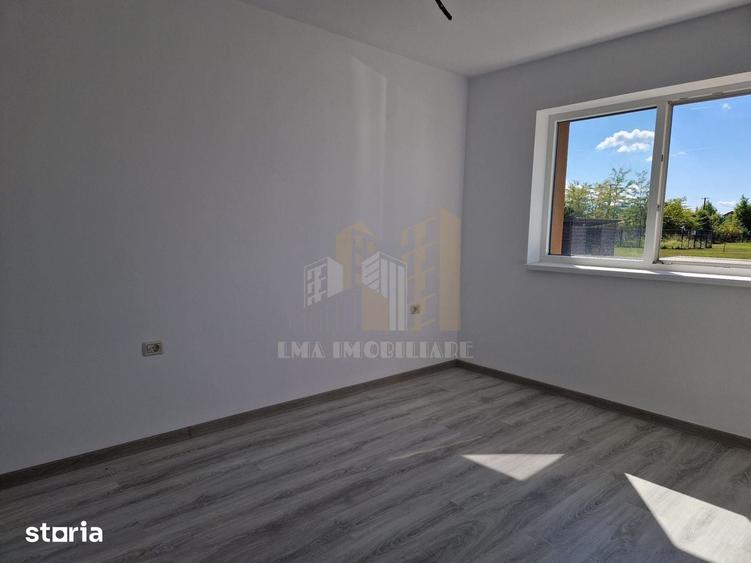 Apartament cu 2 camere decomandat în Sânpetru
