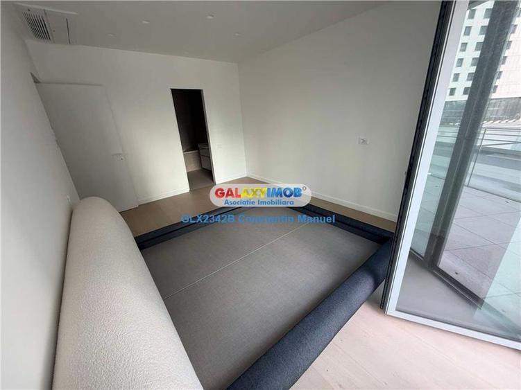 Apartament cu 3 camere decomandat, mobilat în Barbu Văcărescu