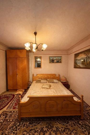 Casă cu 5 camere cu Teren 545 Mp în Drașov