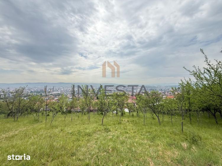 Teren de 1699 mp, în Dâmbul Rotund