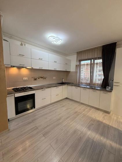 Apartament cu 2 camere semidecomandat în Torontalului