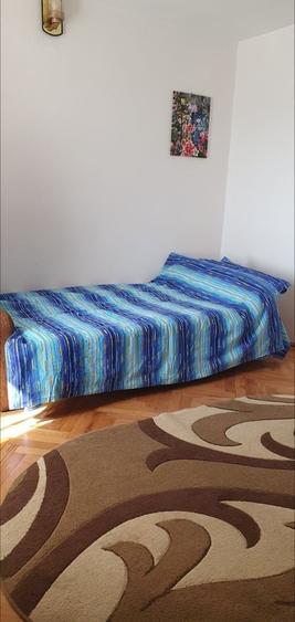 Casă cu 2 camere în Central
