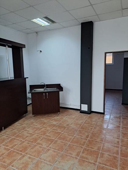Spațiu comercial, de 59 mp, în Buda