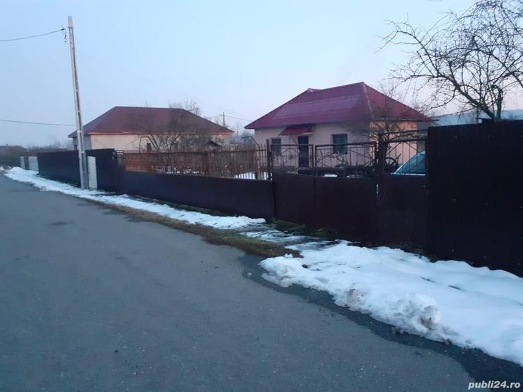 Casă cu 3 camere cu Teren 2500 Mp în Butoiești