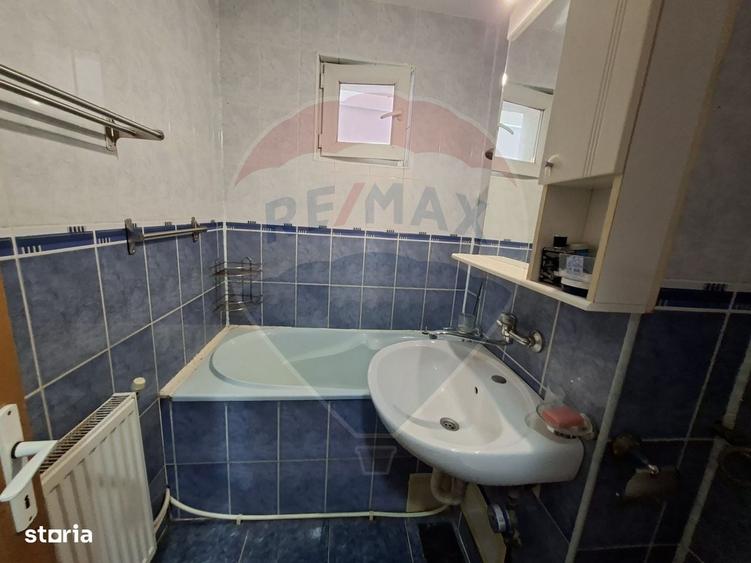 Apartament 3 camere, 50 mp, etaj 8/10, balcon, luminos, gata de mutare - 1