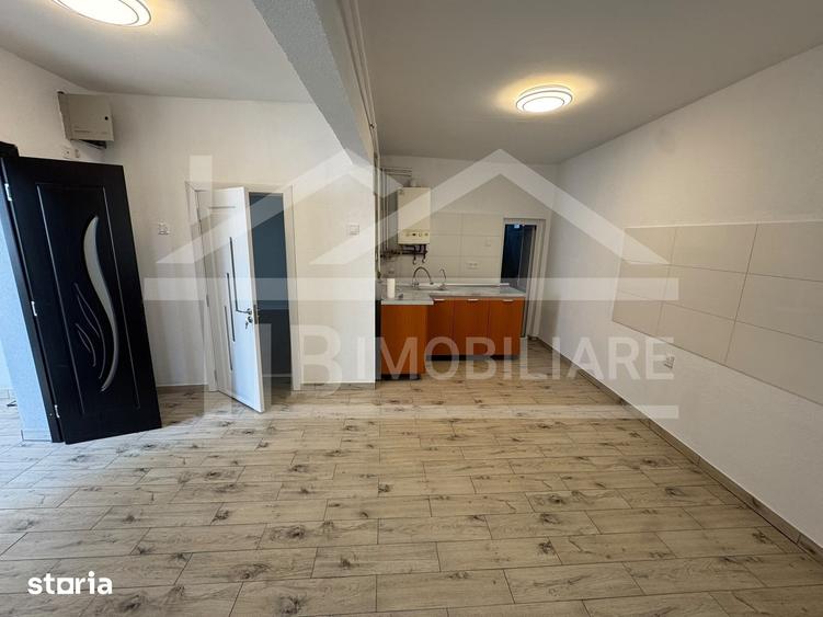 Casă cu 4 camere cu Teren 160 Mp în Libertății