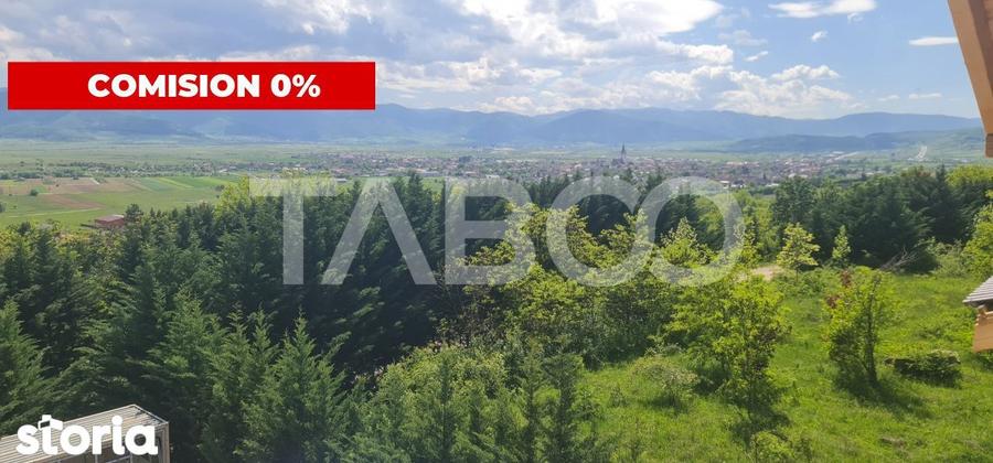 Apartament cu 3 camere decomandat în Cristian