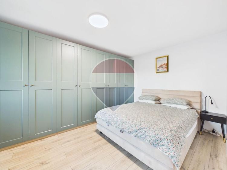 Apartament cu 3 camere semidecomandat, mobilat în Drumul Taberei