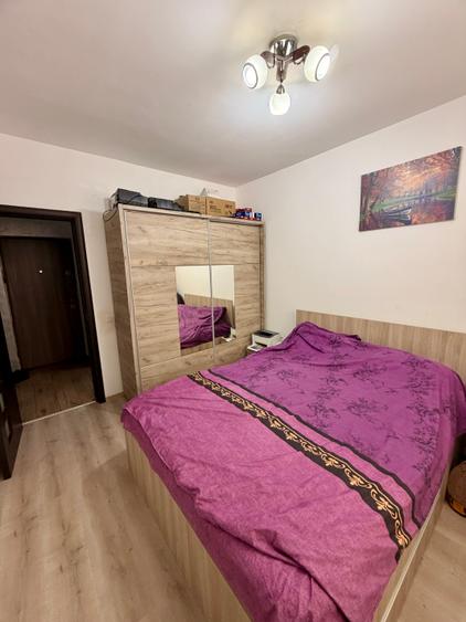 Apartament cu 3 camere decomandat în Dudu