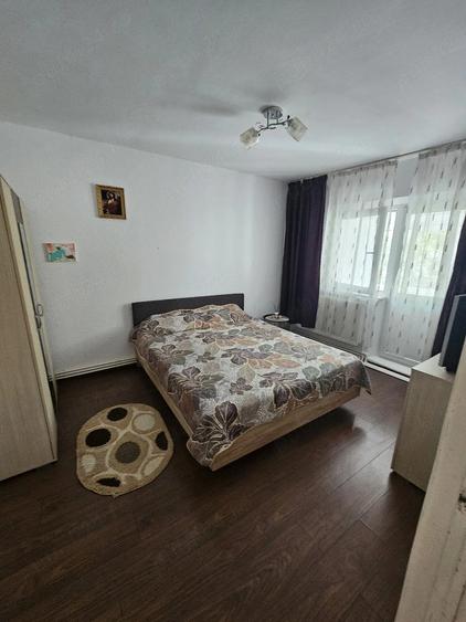 Apartament cu 2 camere decomandat în Vrancea