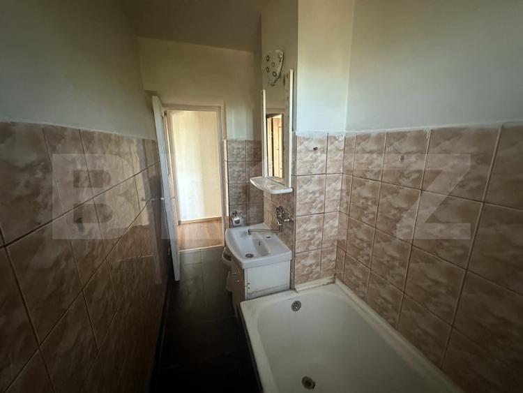 Apartament cu 2 camere semidecomandat în 14 Mai