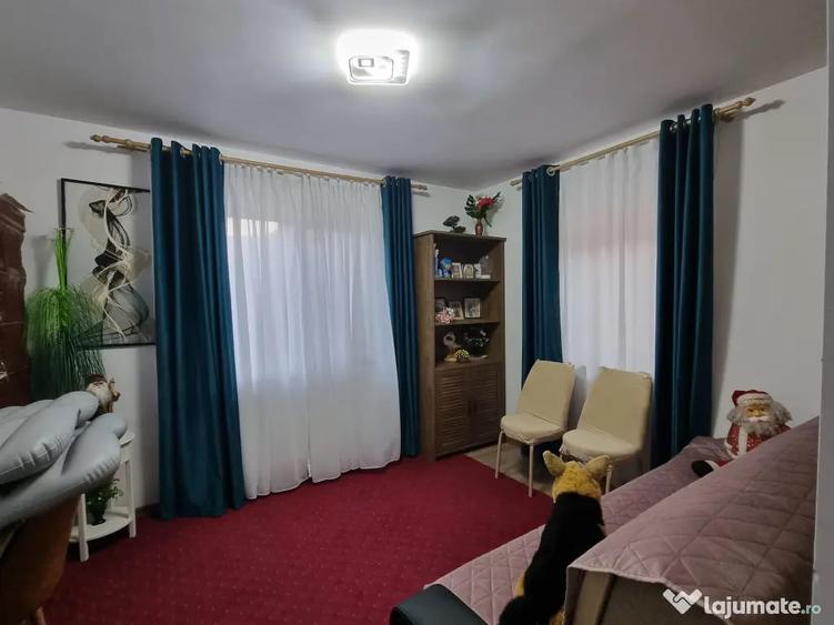 Casă cu 3 camere în Exterior Vest